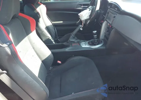 2015 Scion Fr-S from USA, damaged, VIN JF1ZNAA12F9704233